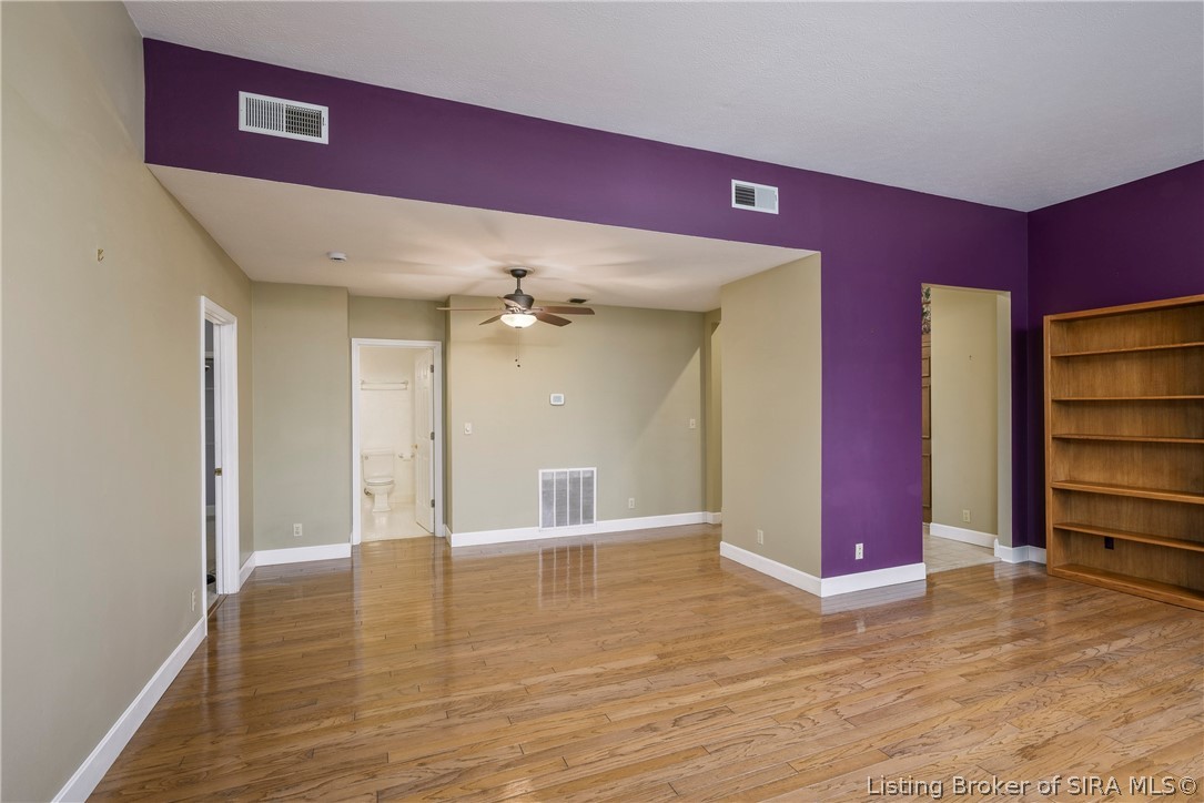2900 Middle Road, Unit 27 Jeffersonville, IN 47130 - Photo 8 of 26 Living/dining view