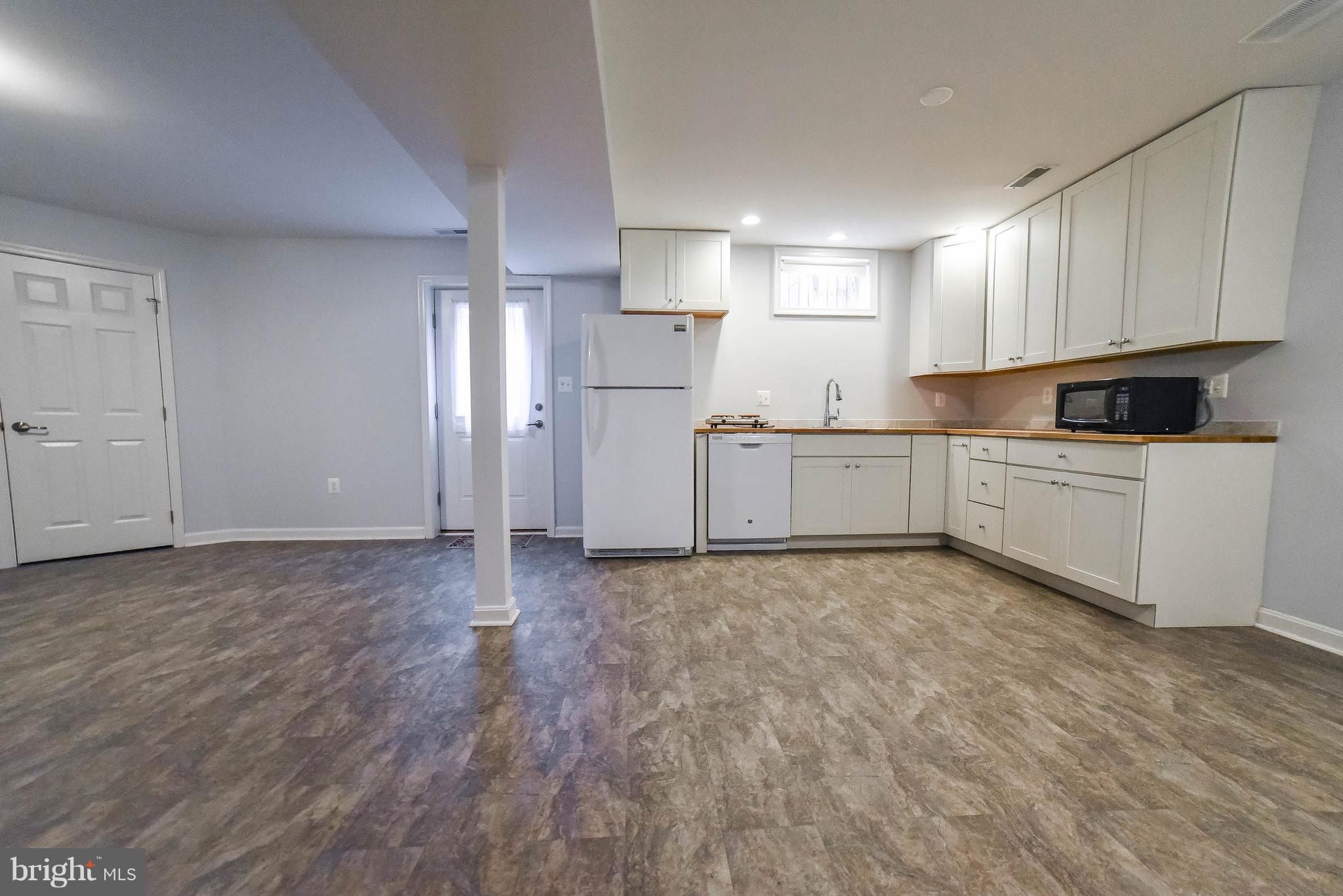 13521 Dowell Road Dowell, MD 20629 - Photo 22 of 30 Kitchenette and sep entrance