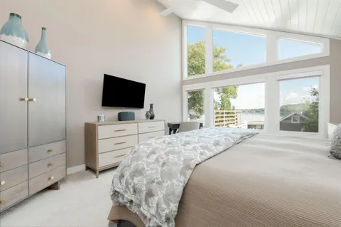 $2,998,000 | 1503 Milwaukee Street, Delafield, WI 53018