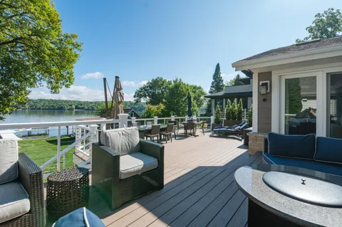 $2,998,000 | 1503 Milwaukee Street, Delafield, WI 53018