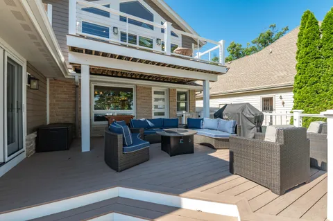 $2,998,000 | 1503 Milwaukee Street, Delafield, WI 53018