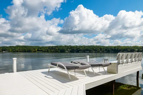 $2,998,000 | 1503 Milwaukee Street, Delafield, WI 53018