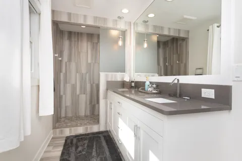 $2,998,000 | 1503 Milwaukee Street, Delafield, WI 53018