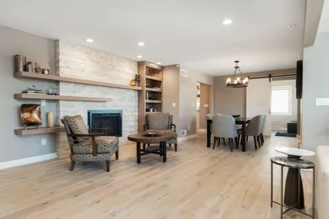 $2,998,000 | 1503 Milwaukee Street, Delafield, WI 53018