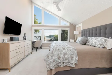 $2,998,000 | 1503 Milwaukee Street, Delafield, WI 53018