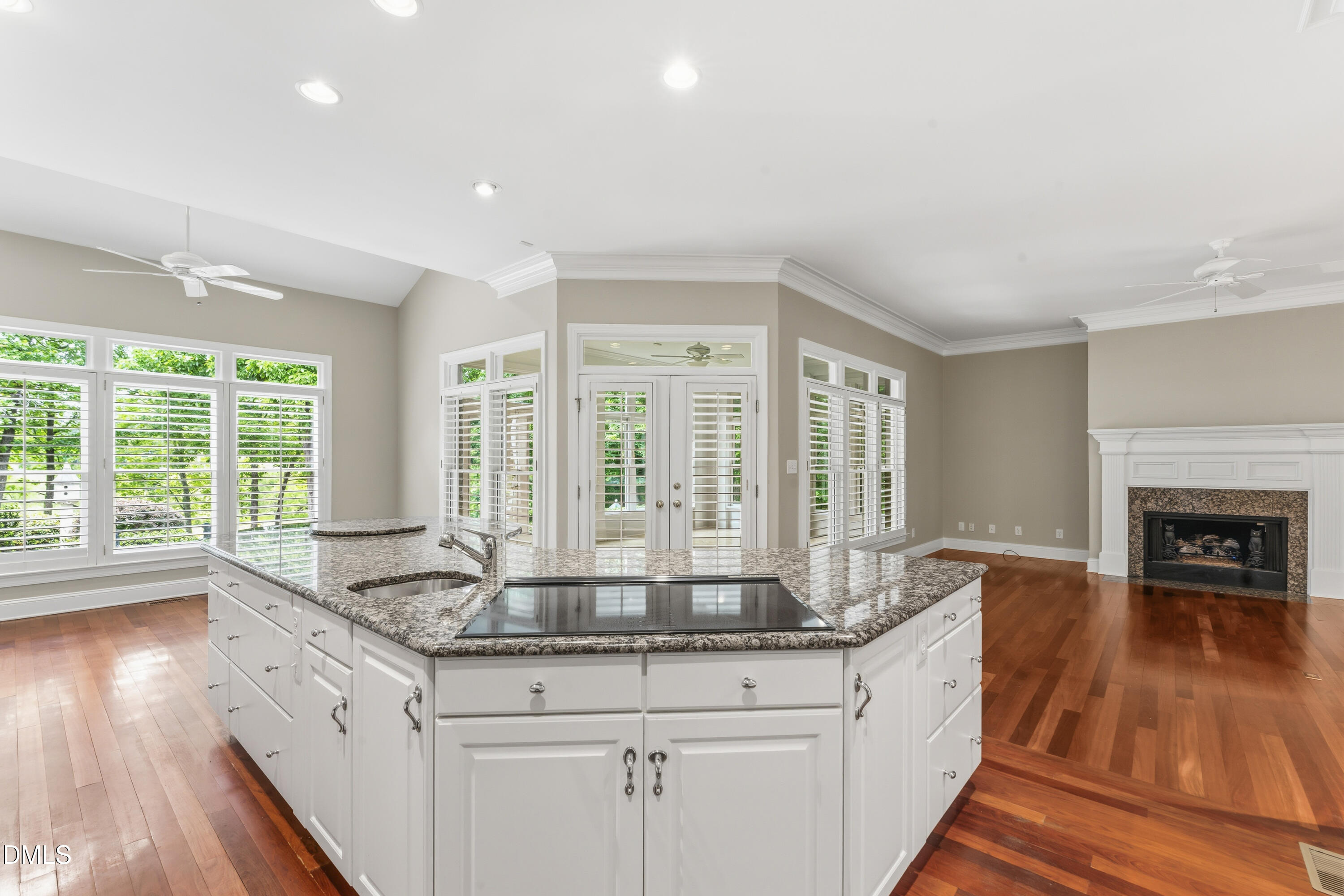 303 Pond Bluff Way Cary, NC 27513 - Photo 5 of 106 photos_high_resolution_DSC07282