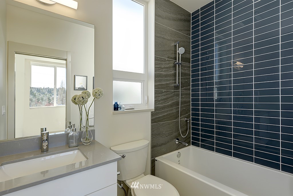 3611 2nd Avenue Northwest Seattle, WA 98107 - Photo 15 of 24