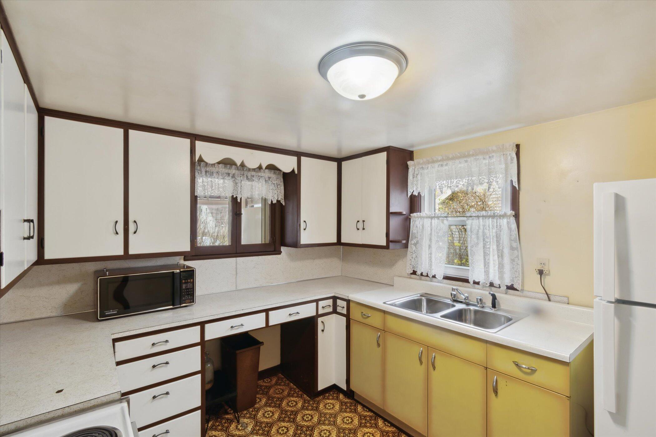 6946 Whites Bridge Road Belding, MI 48809 - Photo 14 of 38 17-6946-Whites-Bridge-Road-Belding-MI-48