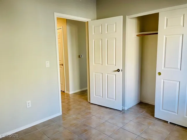 $1,550 | 1050 East Cactus Avenue, Unit 1117, Las Vegas, NV 89183