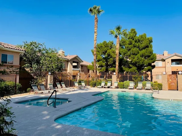 $1,550 | 1050 East Cactus Avenue, Unit 1117, Las Vegas, NV 89183