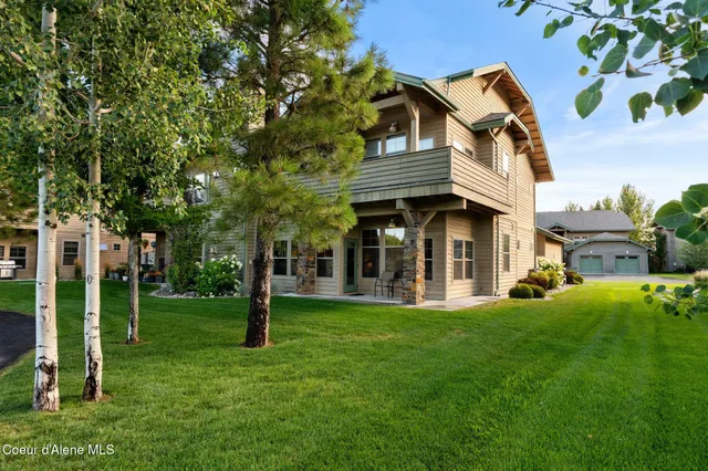 $765,000 | 511 Guthrie Place, Unit 502, Dover, ID 83825