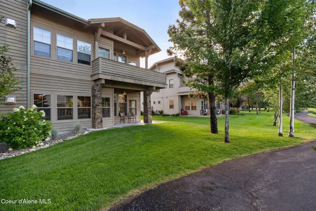 $765,000 | 511 Guthrie Place, Unit 502, Dover, ID 83825