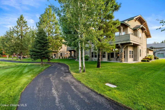 $765,000 | 511 Guthrie Place, Unit 502, Dover, ID 83825