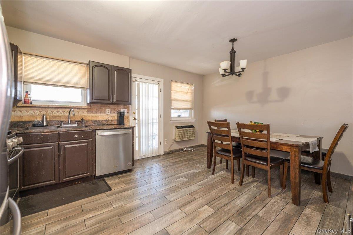 2515 Eastchester Road Bronx, NY 10469 - Photo 6 of 22