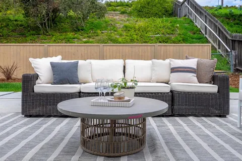 $2,195,000 | 4860 Park Drive, Carlsbad, CA 92008