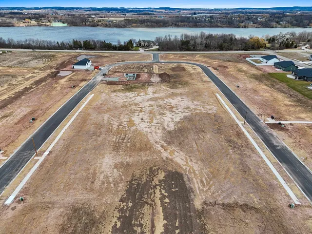 $79,900 | 380 Brookline Avenue, Unit 271, De Pere, WI 54115