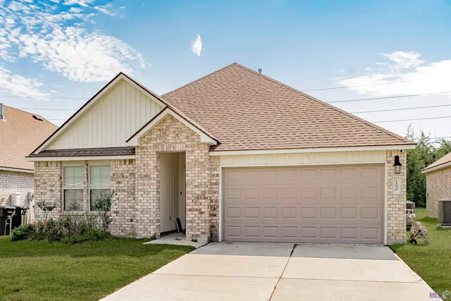 $2,500 | Undisclosed Address, Zachary, LA 70791