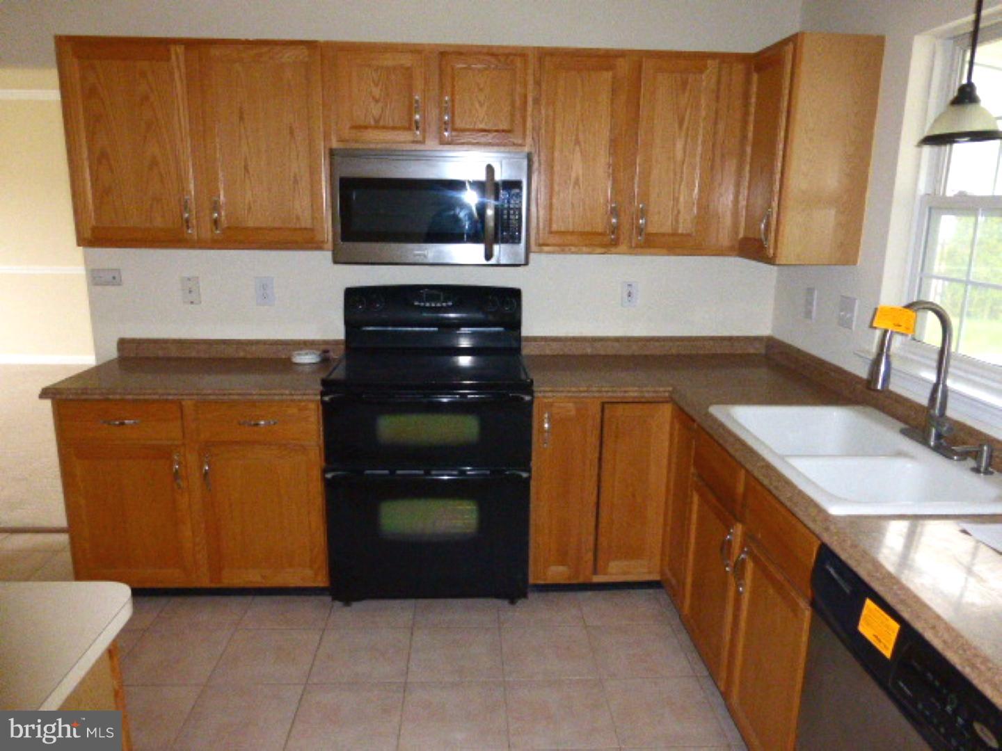 32 Cherry Tree Court Spring City, PA 19475 - Photo 6 of 17