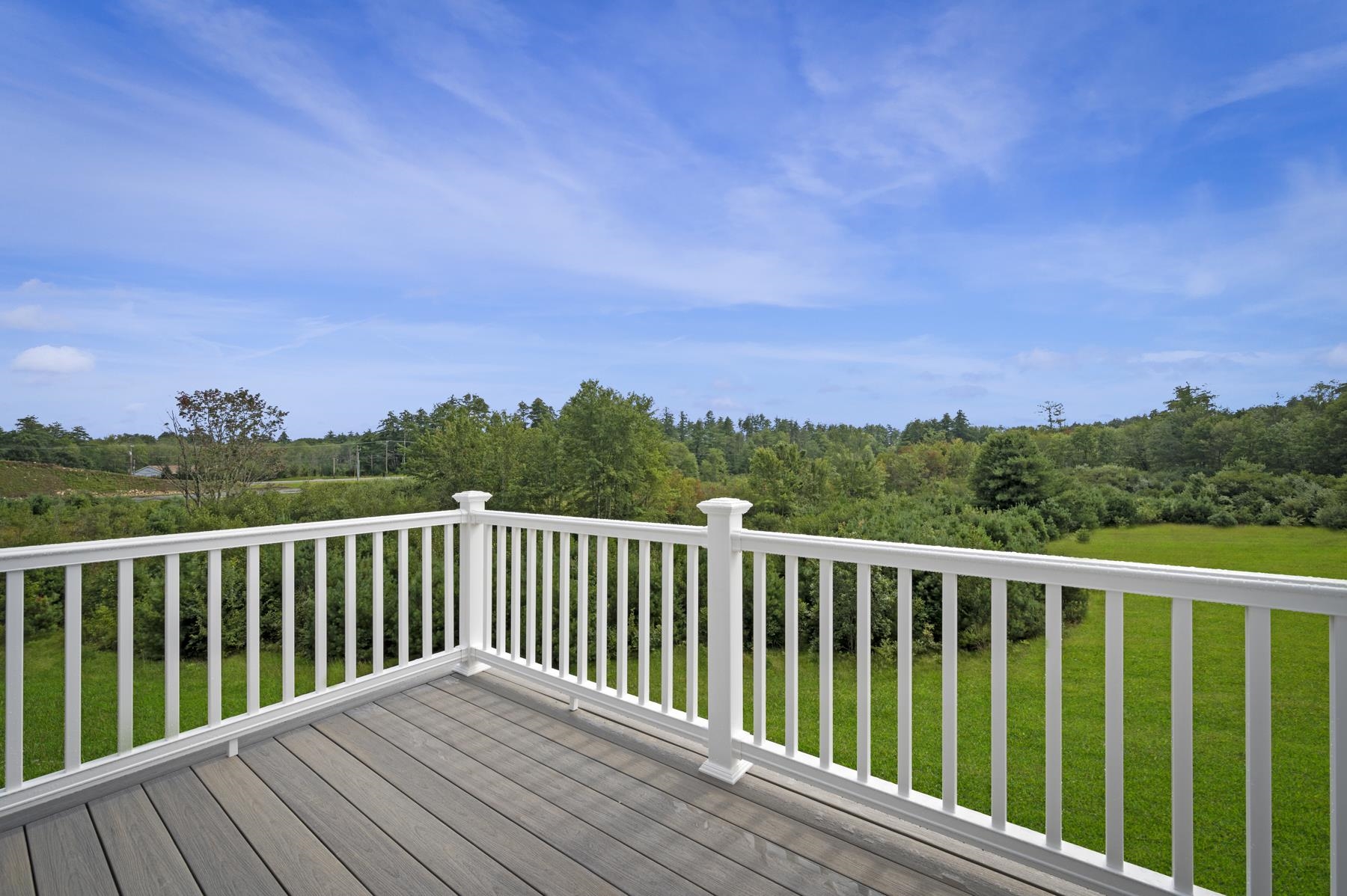 35 Crestview Way Raymond, NH 03077 - Photo 12 of 28