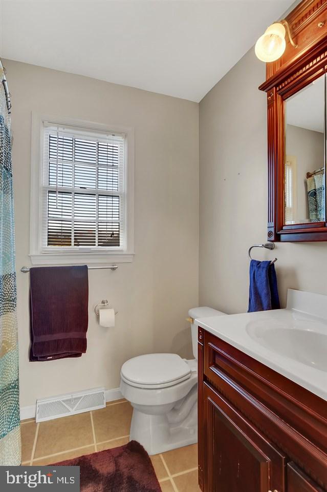 4140 Board Road Manchester, PA 17345 - Photo 18 of 25 Gallery Image 18