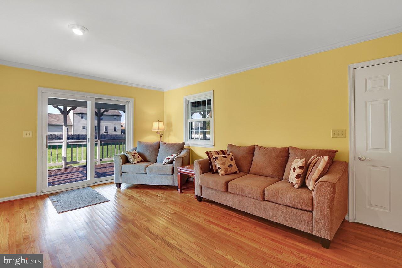 4140 Board Road Manchester, PA 17345 - Photo 3 of 25 Gallery Image 3