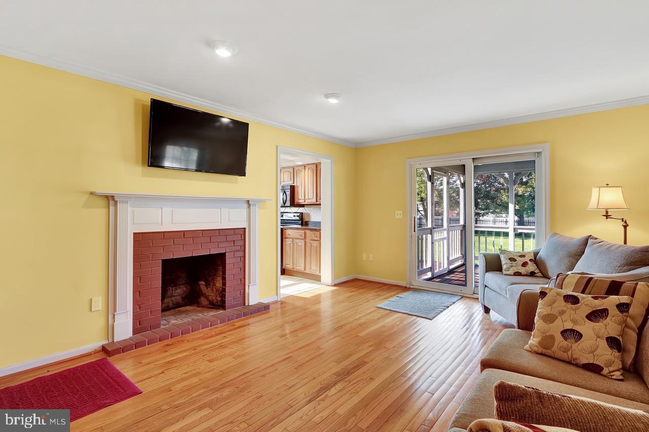 4140 Board Road Manchester, PA 17345 - Photo 4 of 25 Gallery Image 4