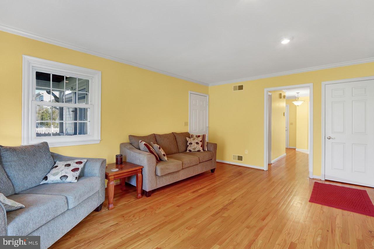 4140 Board Road Manchester, PA 17345 - Photo 5 of 25 Gallery Image 5