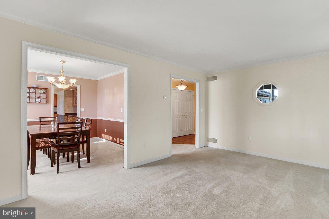 4140 Board Road Manchester, PA 17345 - Photo 7 of 25 Gallery Image 7