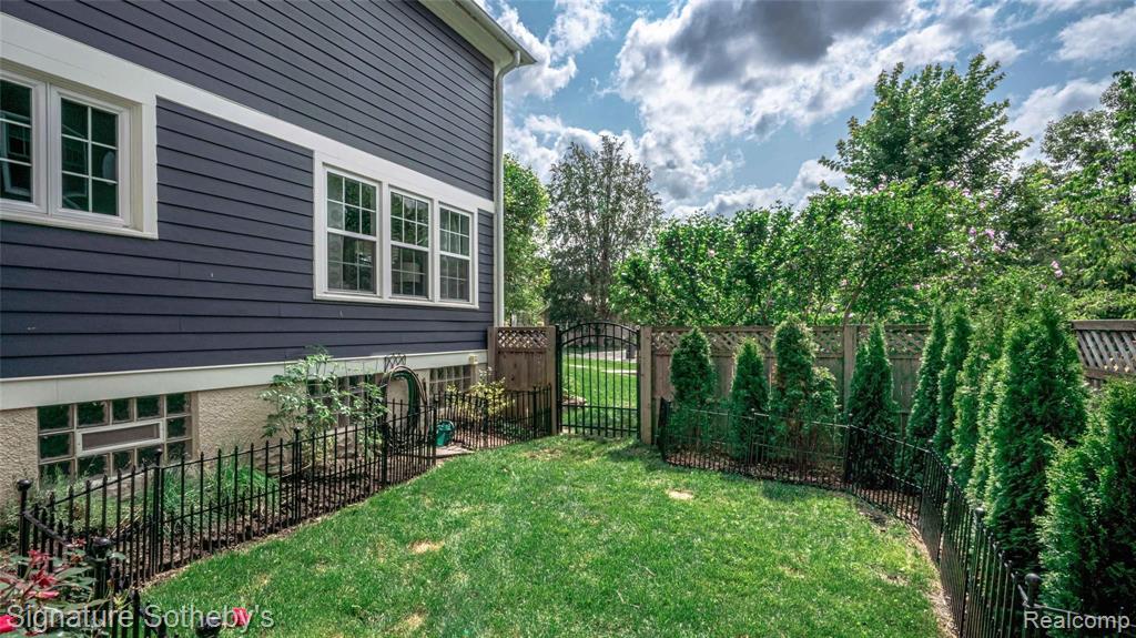 263 Ravine Road Birmingham, MI 48009 - Photo 65 of 79