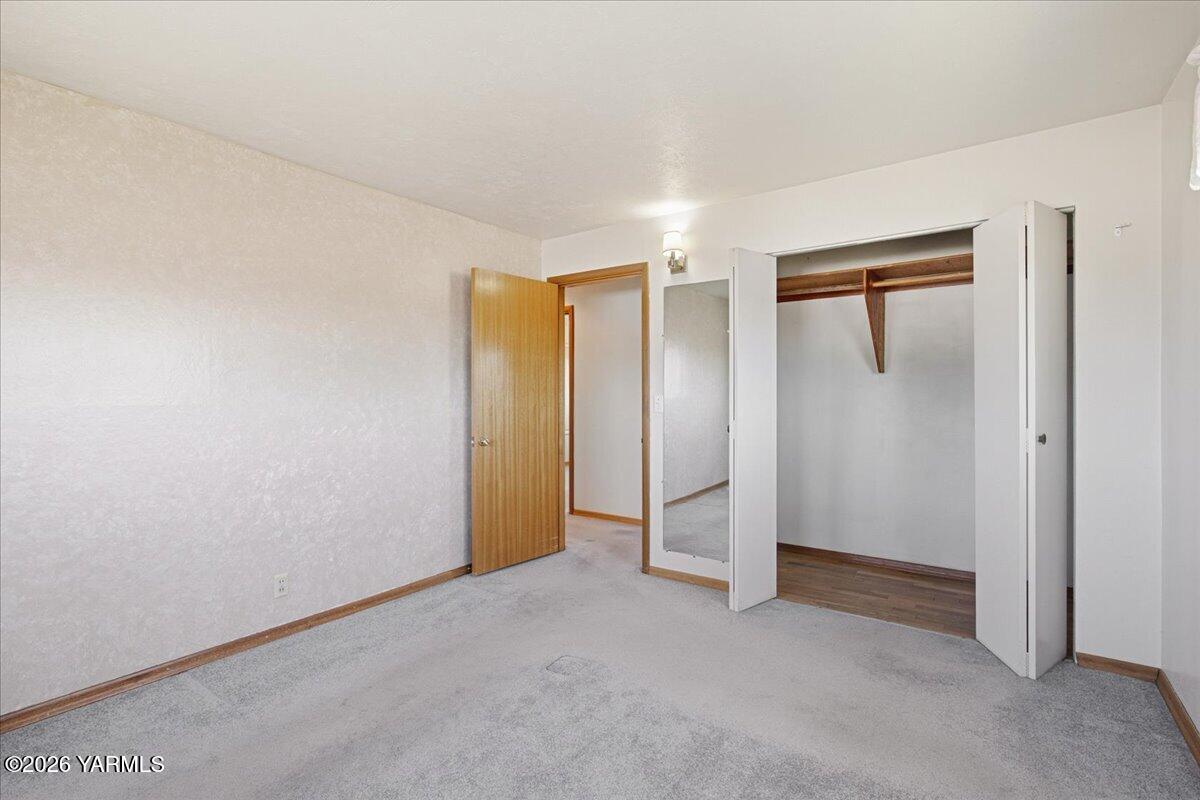 111 Sunset Way Zillah, WA 98953 - Photo 17 of 44 Bedroom 2
