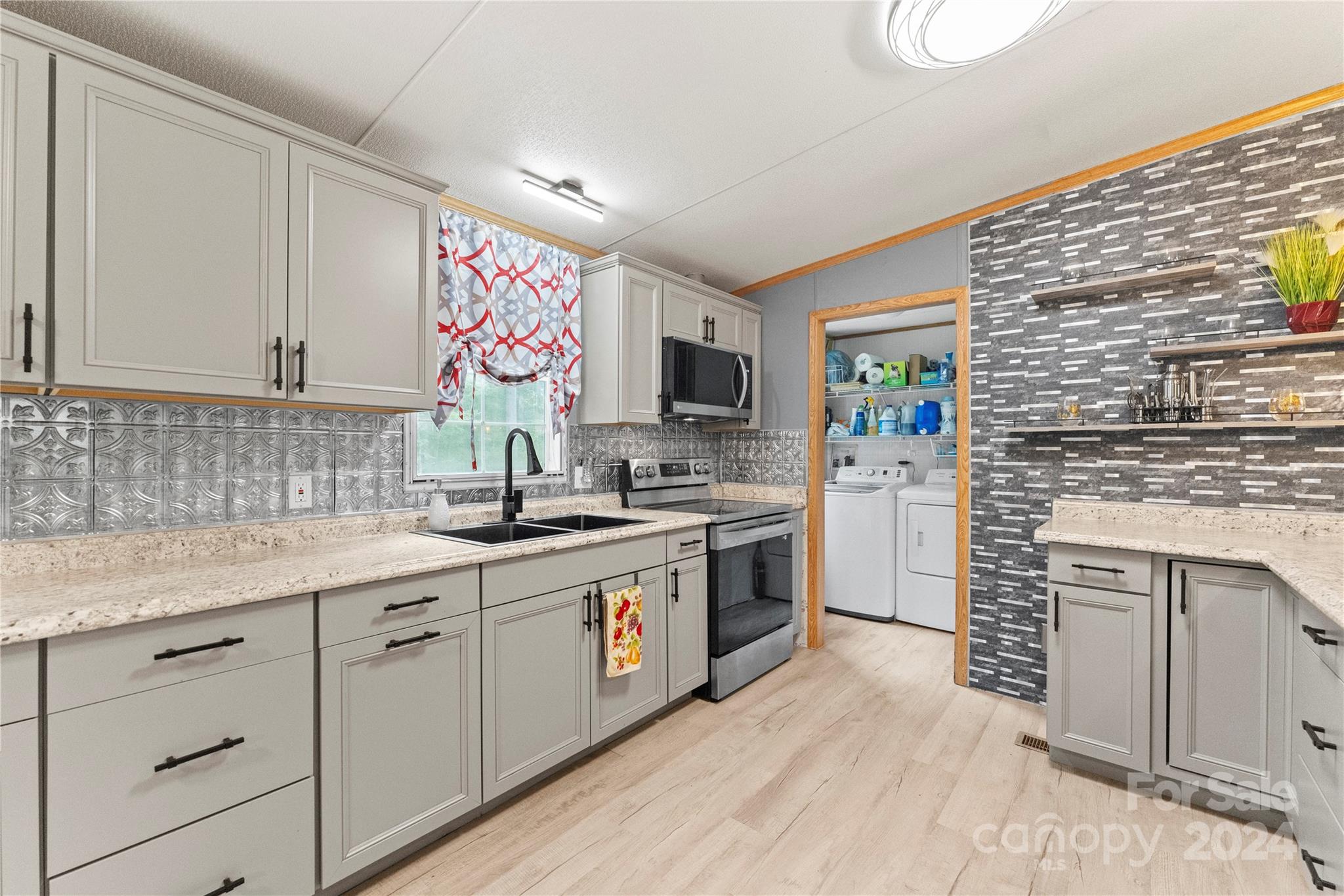 204 Humphrey Road Gastonia, NC 28052 - Photo 8 of 25 Gallery Image 8