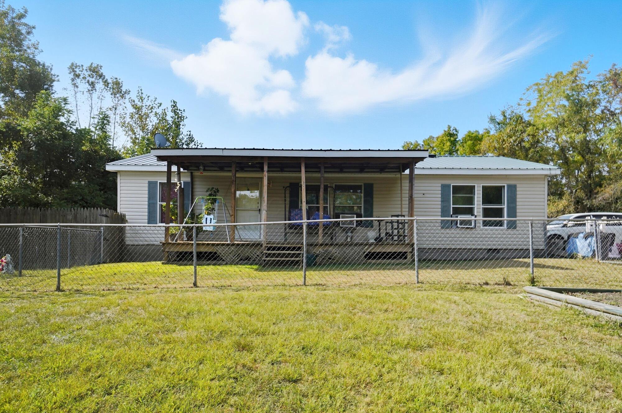 12499 Tarlton Road Southwest Circleville, OH 43113 - Photo 8 of 21