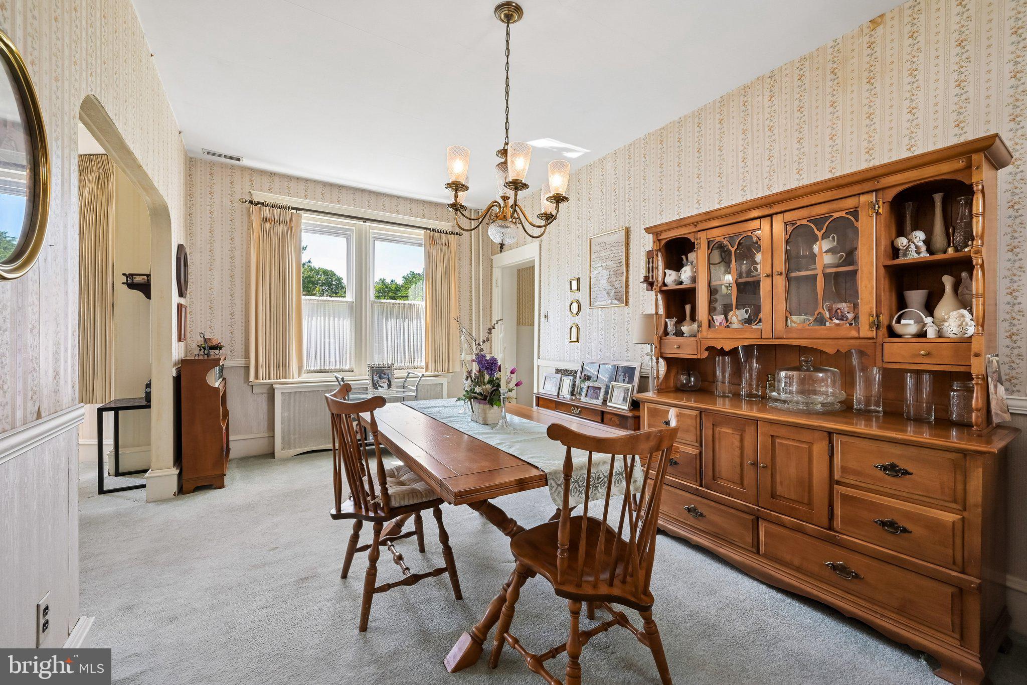 228 Heulings Avenue Riverside, NJ 08075 - Photo 9 of 24 Dining Room