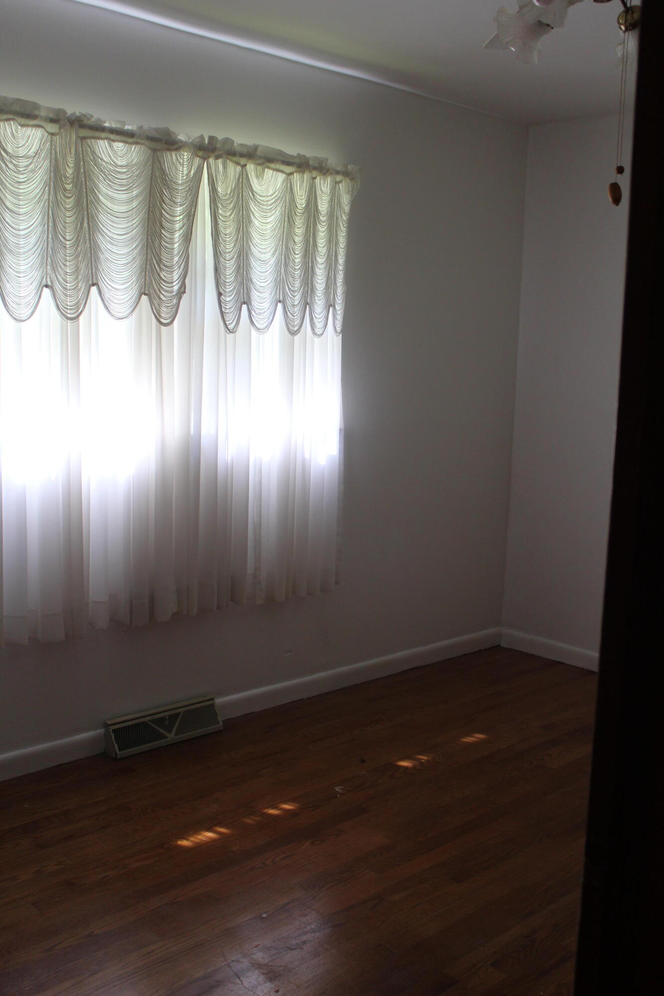 3532 Left Poor Valley Road Jonesville, VA 24263 - Photo 20 of 46 IMG_2815