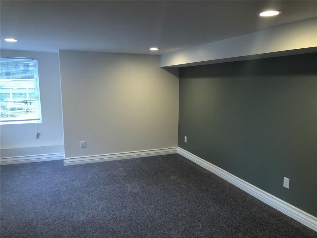 103 Soose Road Pittsburgh, PA 15209 - Photo 8 of 14 Living room