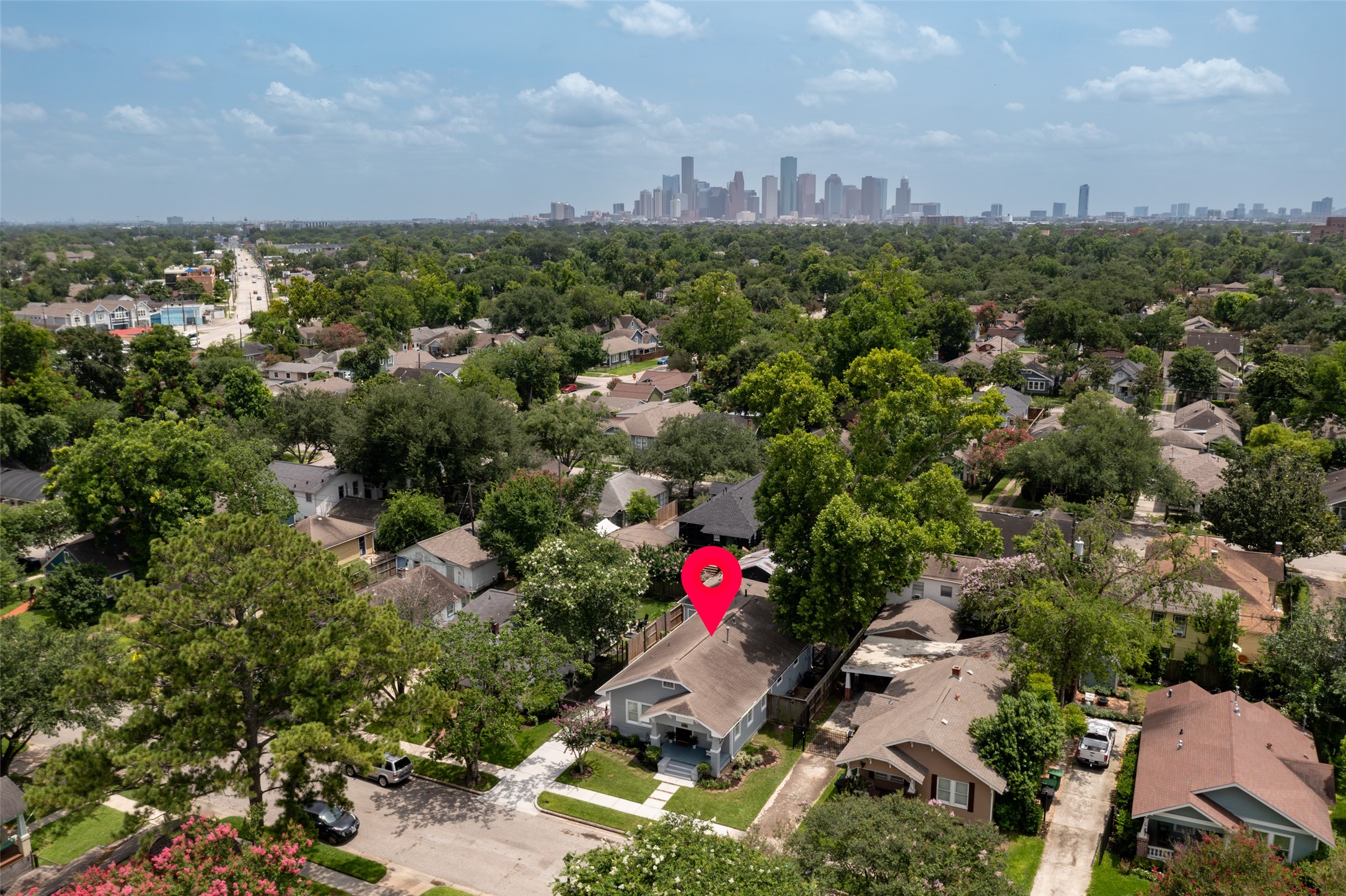 1120 Winston Street Houston, TX 77009 - Photo 31 of 32 This home is conveniently located near parks, hike and bike trails, restaurants, grocery stores, coffee shops, and many other everyday amenities.