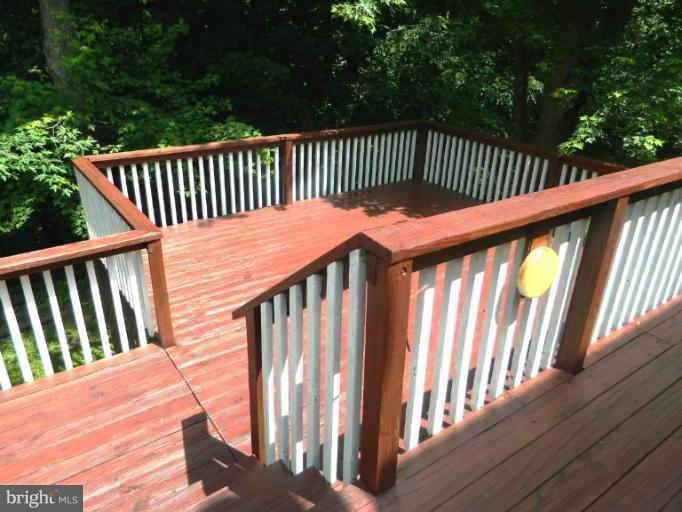 13289 Kenny Road Woodbridge, VA 22193 - Photo 15 of 23 a view of a wooden deck