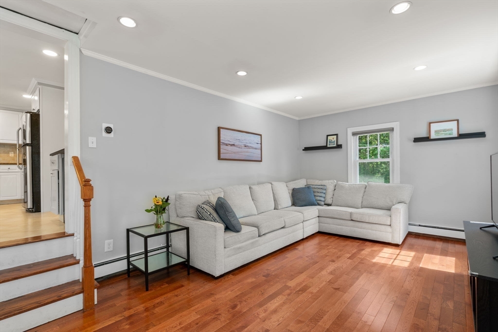 31 Robbins Road Sudbury, MA 01776 - Photo 10 of 31 Gallery Image 10