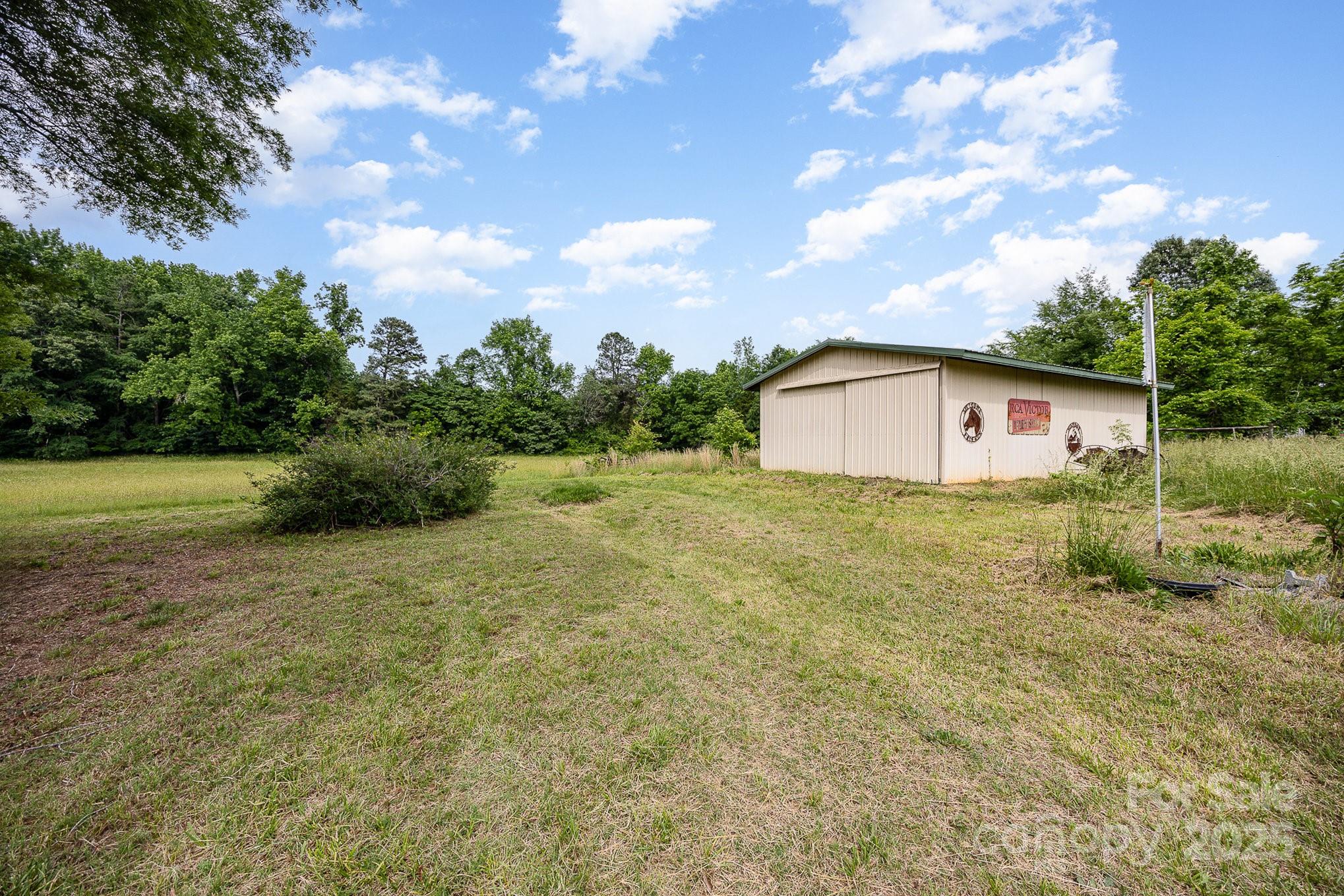 4630 Woodleaf Road Salisbury, NC 28147 - Photo 2 of 34