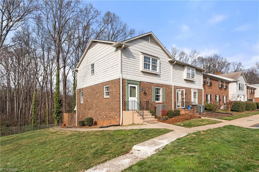 2946 St Marks Road Southwest, Unit I Winston-Salem, NC 27103 - Photo 3 of 27