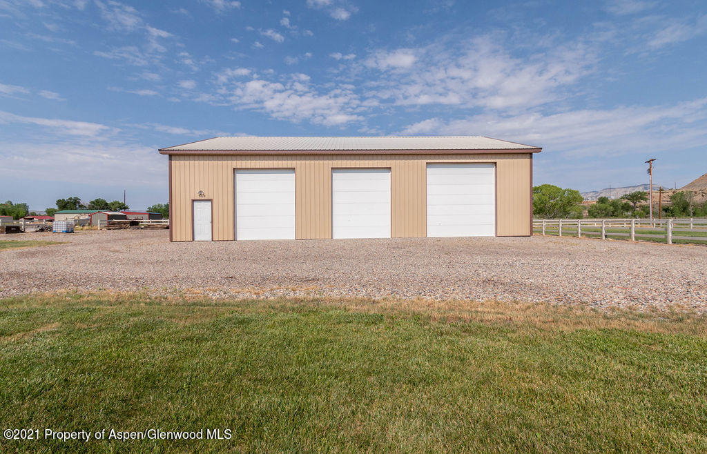 4567 W Road De Beque, CO 81630 - Photo 21 of 37 072821_4567wroad_20