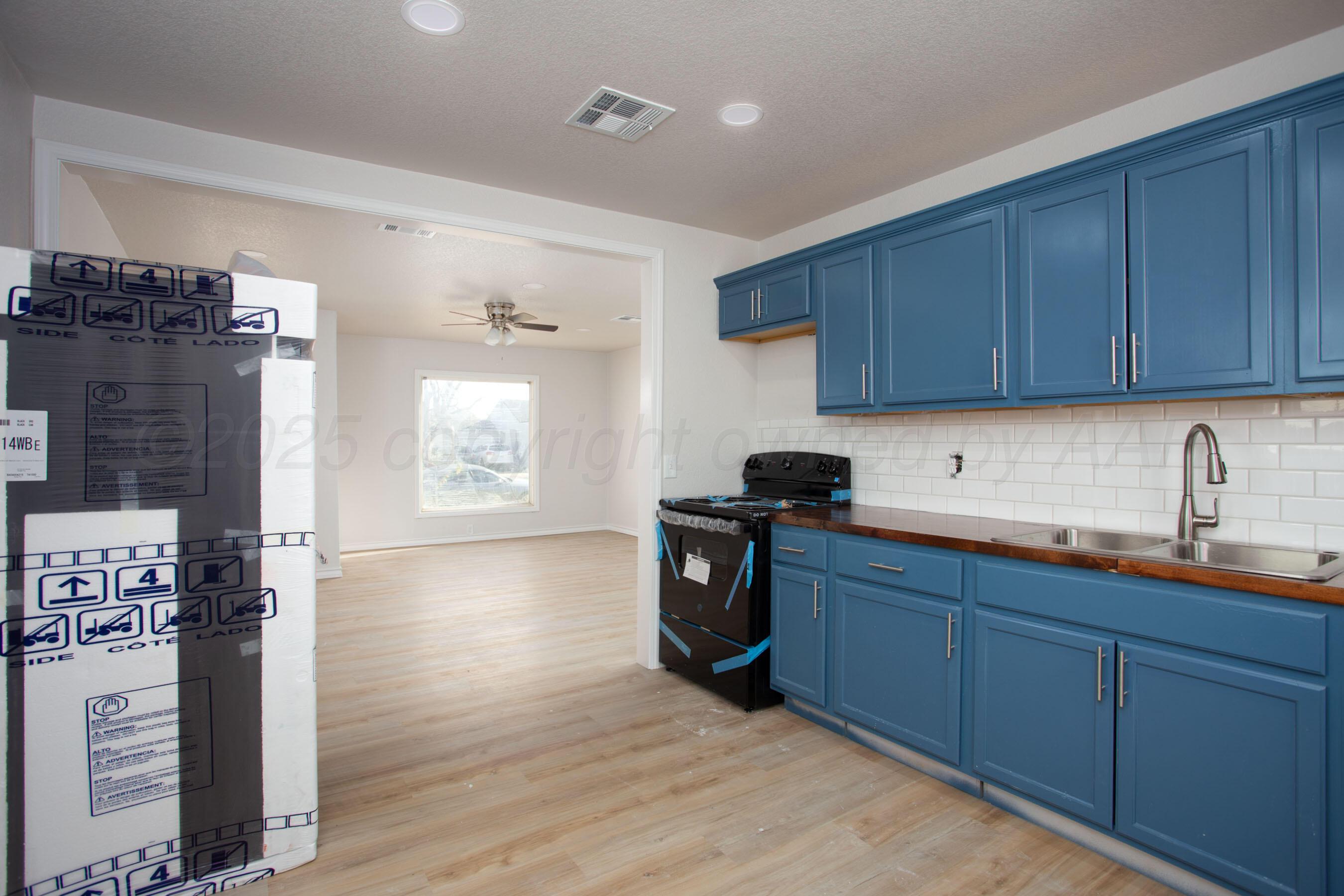 1720 South Highland Street Amarillo, TX 79103 - Photo 4 of 15 17