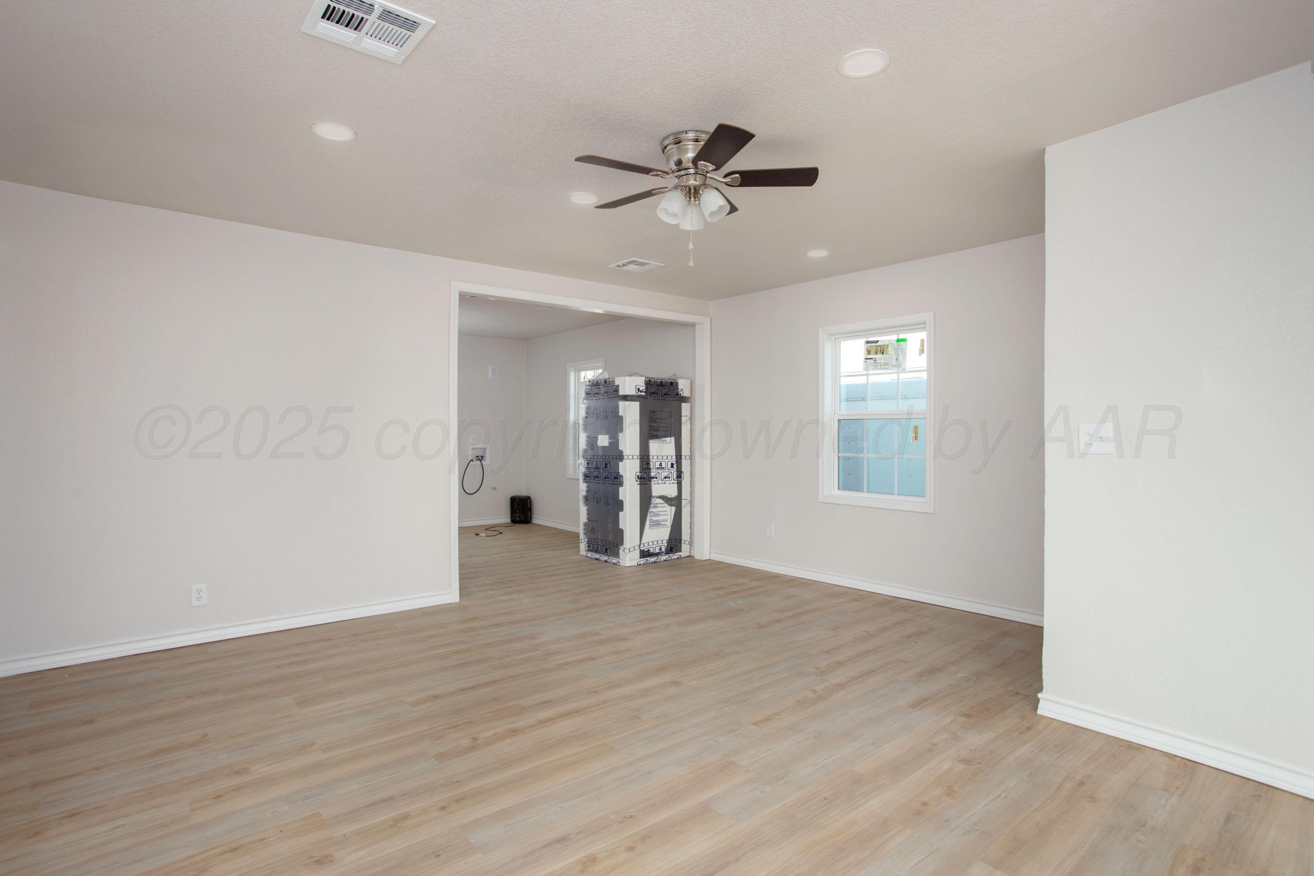 1720 South Highland Street Amarillo, TX 79103 - Photo 7 of 15 11