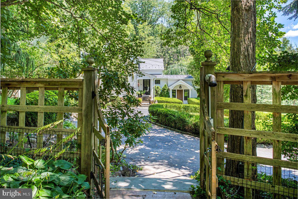 1229 Eagle Road Newtown, PA 18940 - Photo 36 of 53 Gallery Image 36