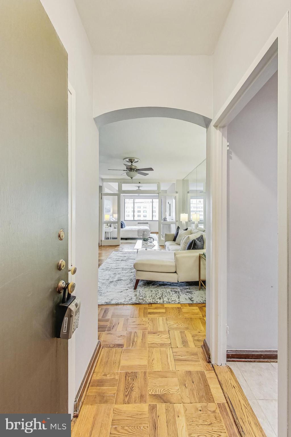 1 Scott Circle Northwest, Unit 711 Washington, DC 20036 - Photo 11 of 34