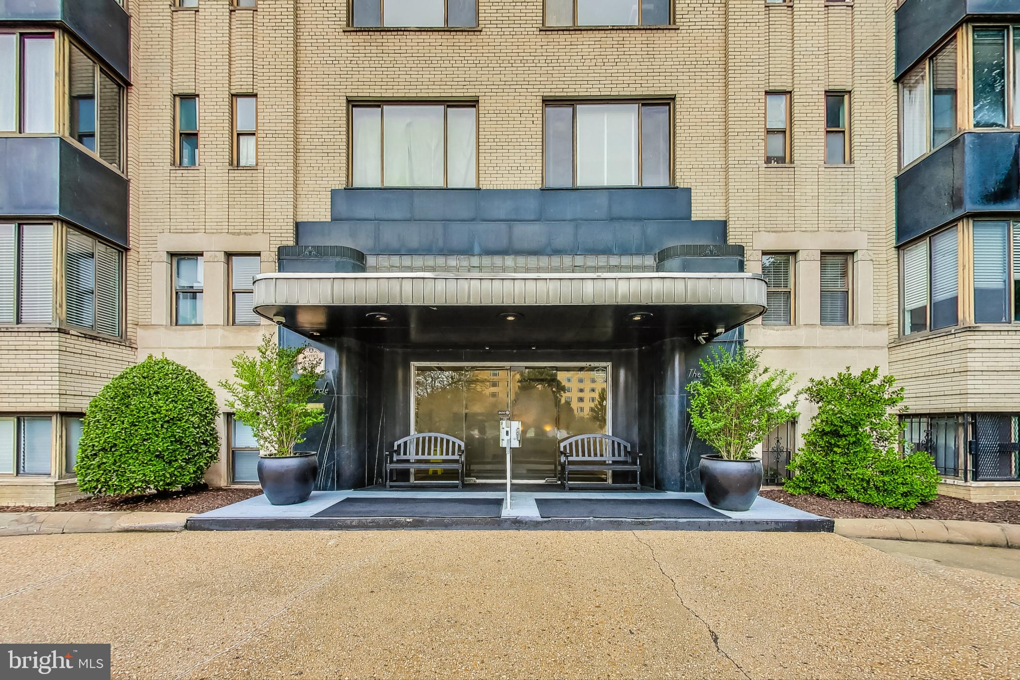1 Scott Circle Northwest, Unit 711 Washington, DC 20036 - Photo 33 of 34