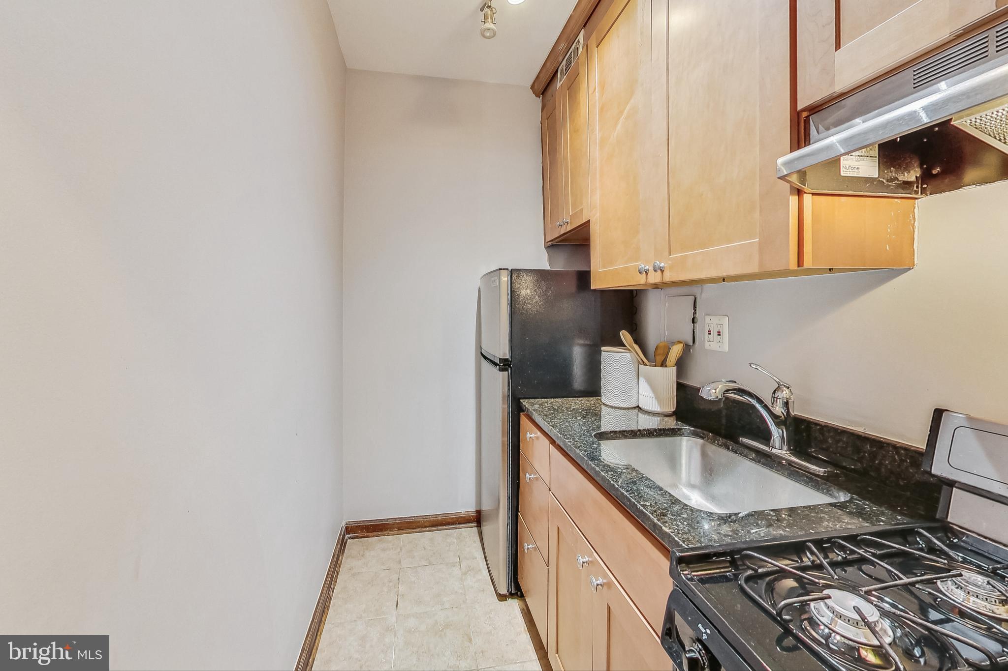 1 Scott Circle Northwest, Unit 711 Washington, DC 20036 - Photo 4 of 34
