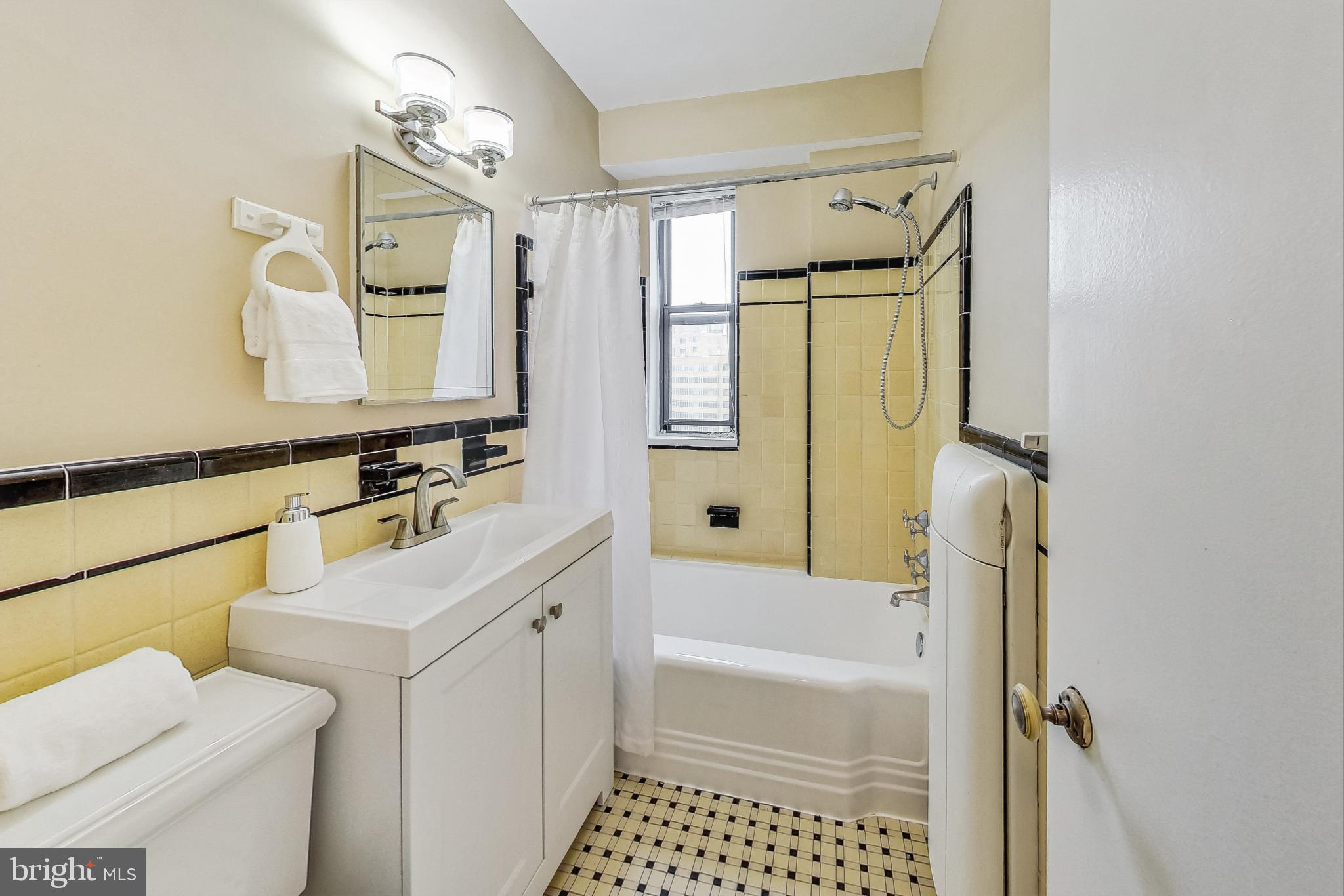 1 Scott Circle Northwest, Unit 711 Washington, DC 20036 - Photo 9 of 34