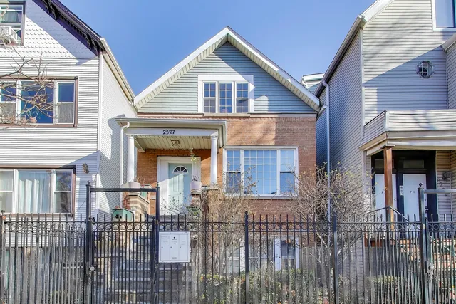 $1,100,000 | 2527 North Ashland Avenue, Chicago, IL 60614