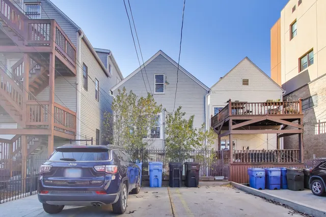 $1,100,000 | 2527 North Ashland Avenue, Chicago, IL 60614